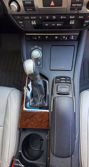 Used 2017 Lexus ES 350 w/ Luxury Package FWD image 31