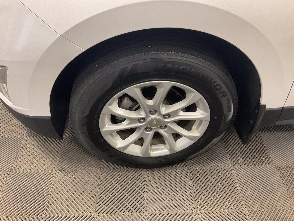 Used 2018 Chevrolet Equinox LT AWD/4WD image 15