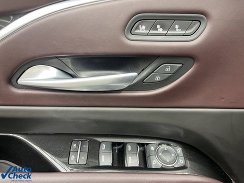Used 2023 Cadillac Escalade V image 29