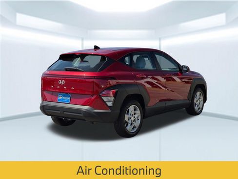 Used 2024 Hyundai Kona SE FWD image 6