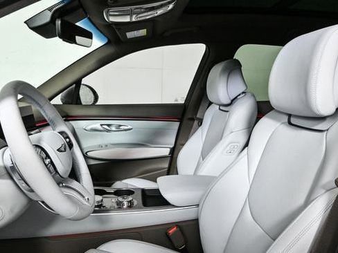 New 2026 Genesis GV70 2.5T Advanced AWD/4WD image 13