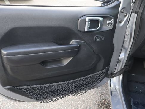 Used 2021 Jeep Wrangler Unlimited Sport AWD/4WD image 12
