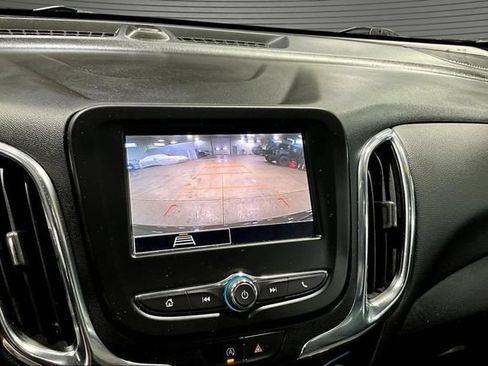 Used 2023 Chevrolet Equinox LT FWD image 14