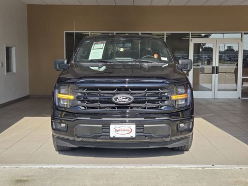 Used 2024 Ford F150 XLT w/ XLT Black Appearance Package RWD image 2