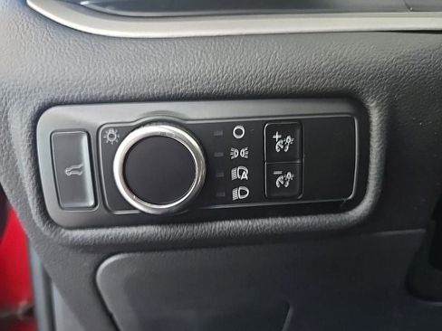 Used 2024 Ford Explorer XLT w/ Class IV Trailer Tow Package image 11