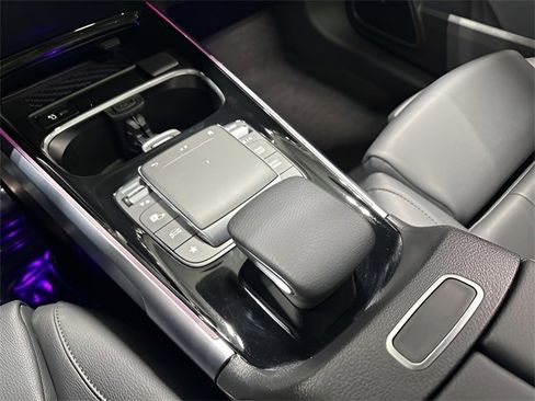 Certified 2023 Mercedes-Benz EQB 300 4MATIC image 27