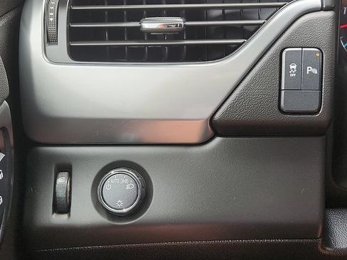 Used 2019 Chevrolet Tahoe LS RWD image 20