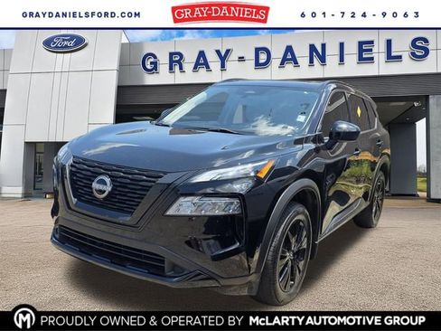 Used 2023 Nissan Rogue SV w/ SV Premium B Package FWD image 1