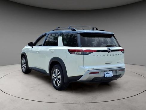 Certified 2023 Nissan Pathfinder SL AWD/4WD image 3