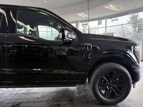 Used 2025 Ford F150 Platinum w/ FX4 Off-Road Package image 6