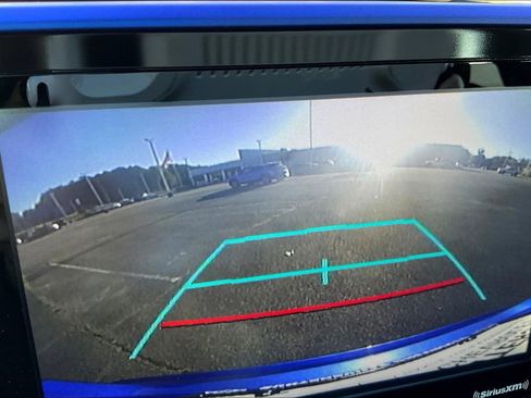Used 2020 Toyota C-HR XLE FWD image 21