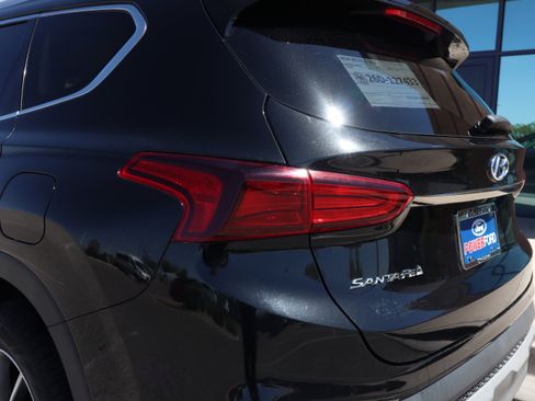 Used 2019 Hyundai Santa Fe SEL AWD/4WD image 18