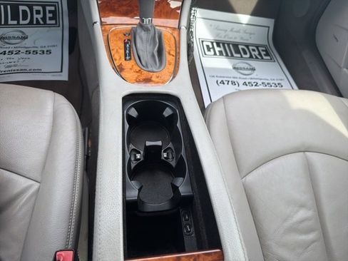 Used 2007 Mercedes-Benz E 350 Sedan image 22