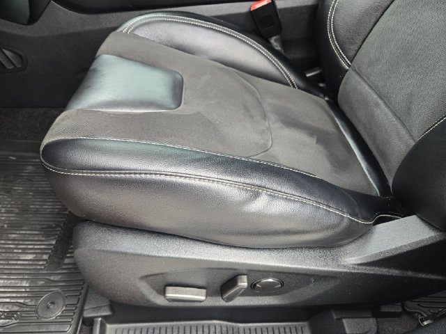Used 2020 Ford Edge ST w/ Equipment Group 401A AWD/4WD image 24