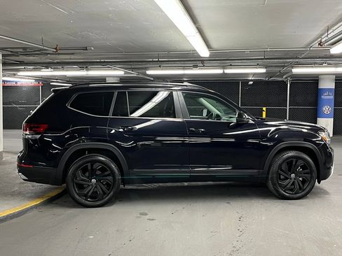 Used 2023 Volkswagen Atlas SE AWD/4WD image 40