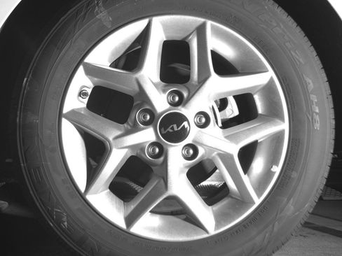 Used 2025 Kia Soul LX w/ LX Technology Package image 14