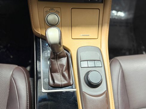 Used 2018 Lexus ES 350 ES 350 Sedan 4D image 21