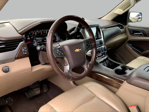 Used 2017 Chevrolet Tahoe LT RWD image 18