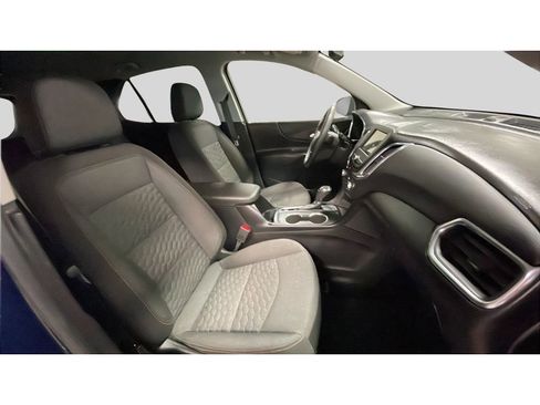 Used 2019 Chevrolet Equinox LT image 16