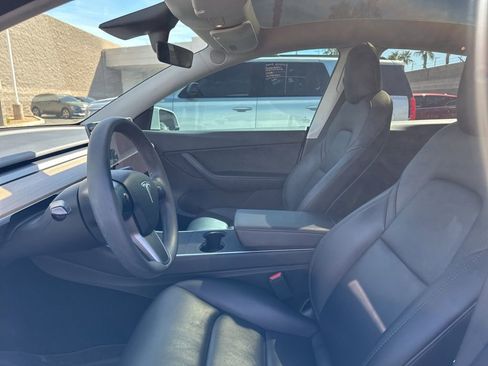 Used 2021 Tesla Model Y Long Range image 7
