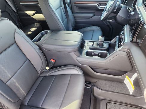 New 2026 GMC Sierra 1500 Denali w/ Technology Package AWD/4WD image 18