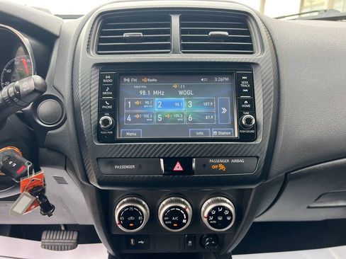 Used 2020 Mitsubishi Outlander Sport ES image 20