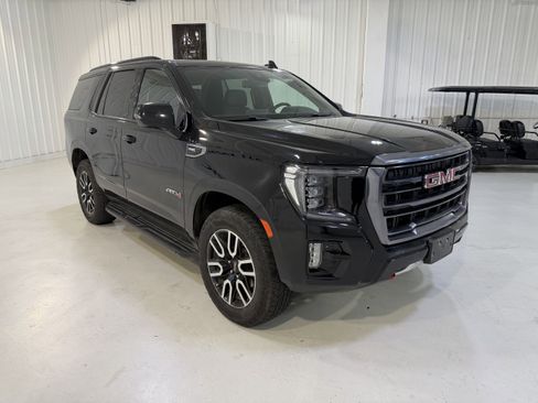 Used 2024 GMC Yukon AT4 image 7