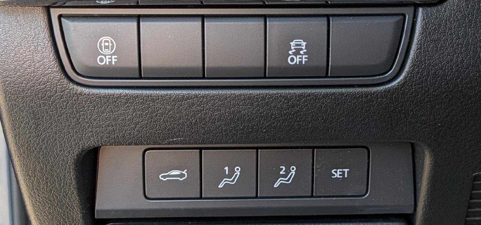 Certified 2023 MAZDA MAZDA3 s FWD image 17