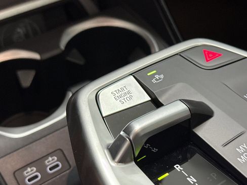 Used 2025 BMW X1 xDrive28i w/ Convenience Package image 28