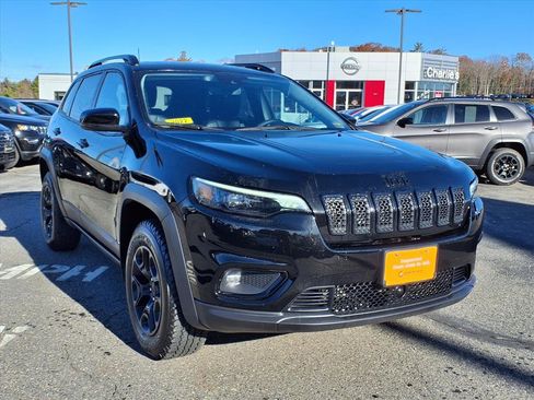 Used 2022 Jeep Cherokee Latitude w/ Sun & Sound Group image 3
