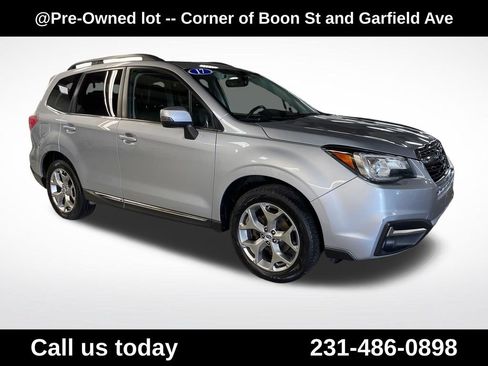 Used 2017 Subaru Forester 2.5i Touring AWD/4WD image 7