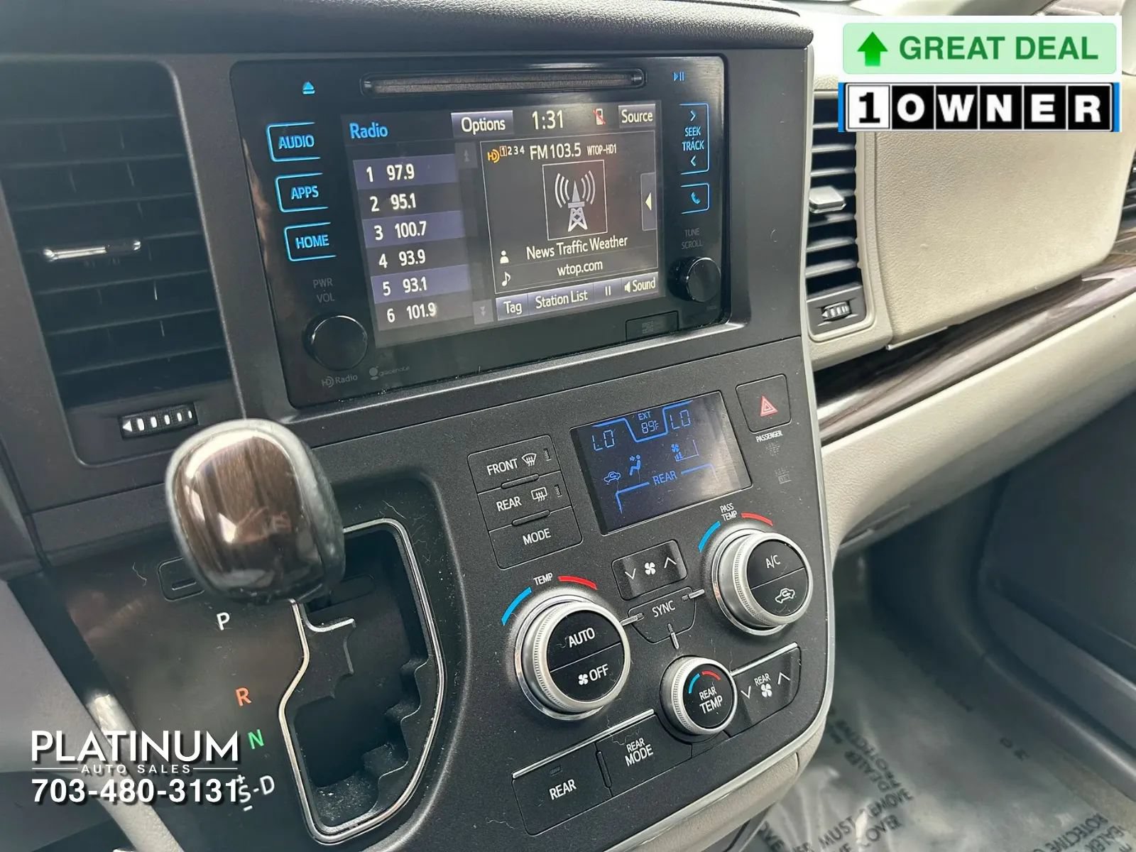 Used 2015 Toyota Sienna XLE Premium FWD image 11