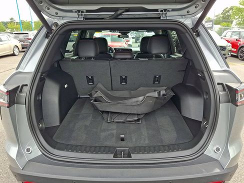 Used 2026 Chevrolet Equinox RS AWD/4WD image 30