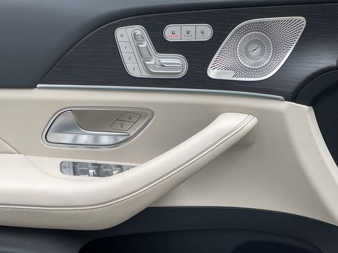 Certified 2023 Mercedes-Benz GLS 450 4MATIC image 20