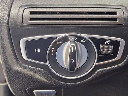 Used 2020 Mercedes-Benz C 300 4MATIC Cabriolet image 25