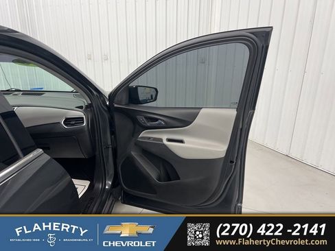 Used 2019 Chevrolet Equinox LT image 14