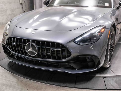 Used 2025 Mercedes-Benz AMG GT 43 image 11