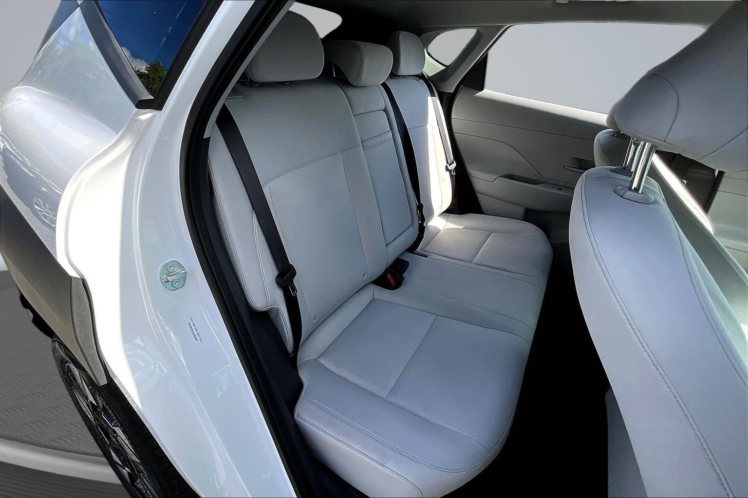 Used 2025 Hyundai Kona SEL AWD/4WD image 23
