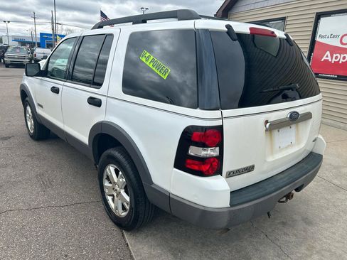 Used 2006 Ford Explorer XLT AWD/4WD image 7