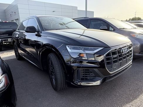 Used 2021 Audi Q8 Premium AWD/4WD image 2
