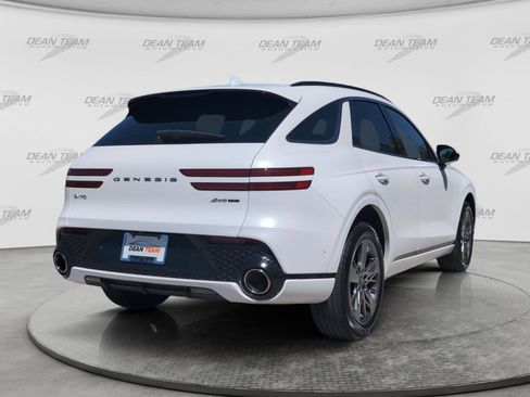 Used 2023 Genesis GV70 3.5T Sport w/ Sport Advanced Package AWD/4WD image 7