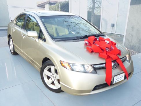 Used 2007 Honda Civic EX image 2