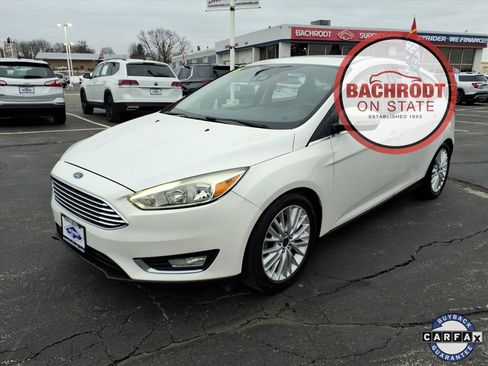 Used 2015 Ford Focus Titanium w/ Titanium Technology Package image 3