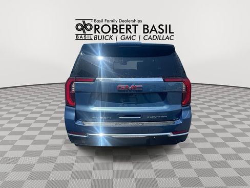 New 2026 GMC Yukon Elevation w/ Elevation Premium Package AWD/4WD image 7