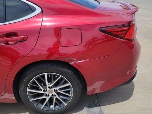 Used 2017 Lexus ES 350 w/ Navigation System Package FWD image 6