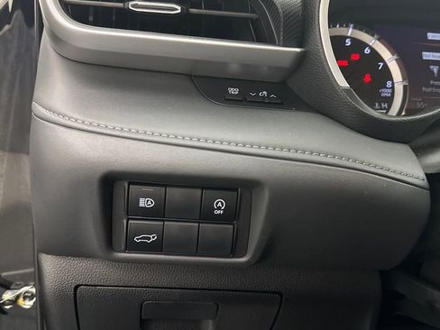 Used 2023 Toyota Highlander XSE image 21