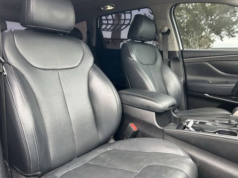 Used 2019 Hyundai Santa Fe Limited image 13