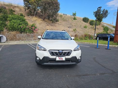 Certified 2023 Subaru Crosstrek 2.0i Premium AWD/4WD image 2