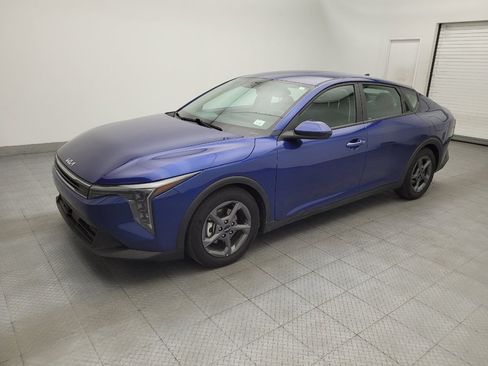 Used 2025 Kia K4 FWD image 2
