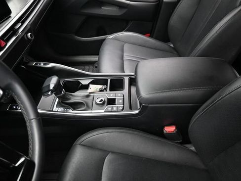 Used 2025 Kia Sorento S FWD image 27